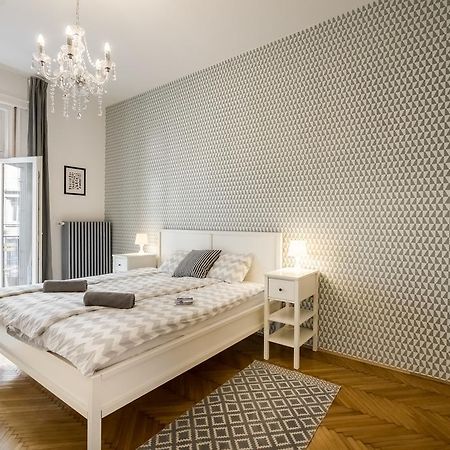 Bpr Charming Design Apartment With Balcony, A/C Budapest Exterior foto